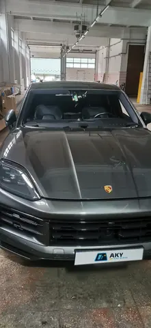 Porsche Cayenne – the car in the workshop