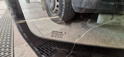Renault Master – the old windshield, after removal