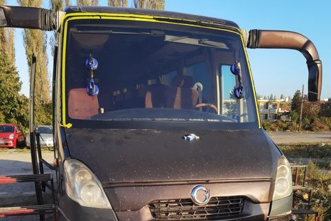 Iveco Daily – microbuz, parbriz nou