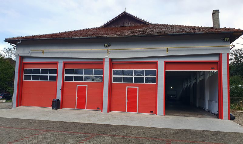Sediul AKY Car Glass din Piatra Neamț, pe Aleea Tiparului 14